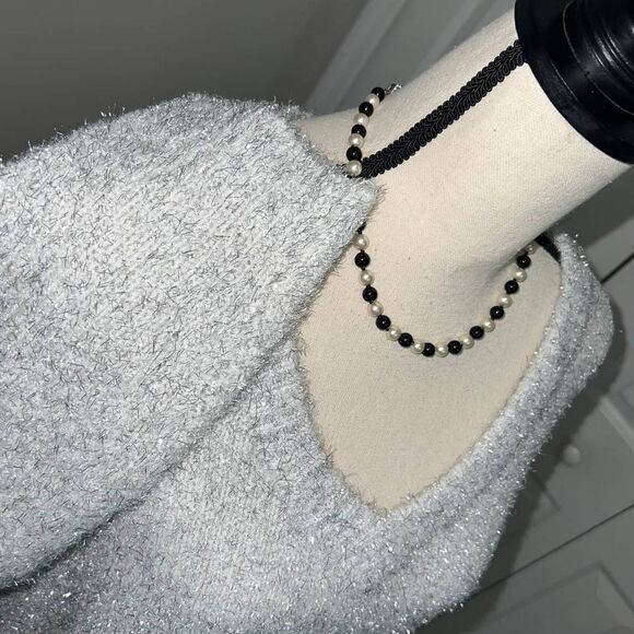 Lou & Grey V-neck Metallic Sweater - M - Picture 5 of 8